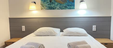3 bedrooms, iron/ironing board, travel cot, WiFi