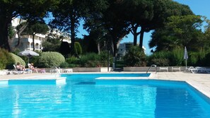 Piscine extérieure, piscine chauffée