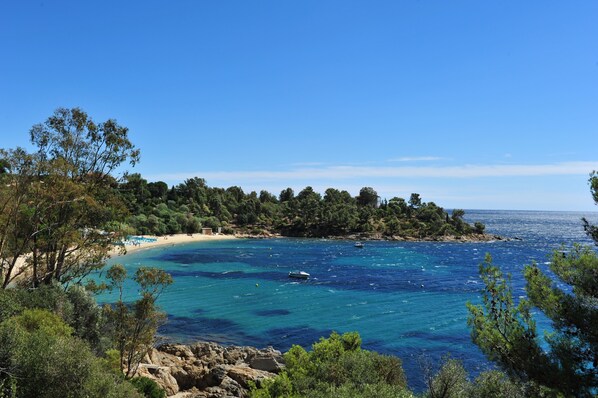 Beach nearby - Charming sea view villa quiet close to the beaches (Le Lavandou)