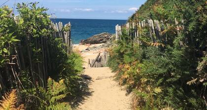 Charming 2-room apartment with direct beach access, ideal for couples and young children