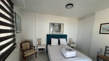 2 bedrooms, iron/ironing board, travel cot, free WiFi