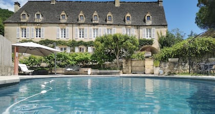 Authentic Périgourdine house comfort & calm