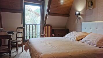 2 soverom, strykejern/-brett, reiseseng for barn og wi-fi (inkludert)