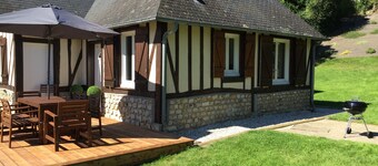5 minutes from Honfleur house with garden and parking for 7 people