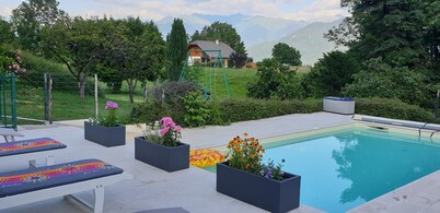 Cottage rental in Clery 