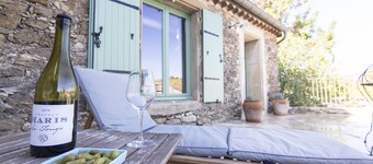 Charming cottage on the heights of La Livinière