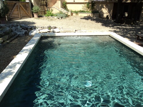Villa + piscine calme absolu à Châteauneuf de Gadagne Vaucluse