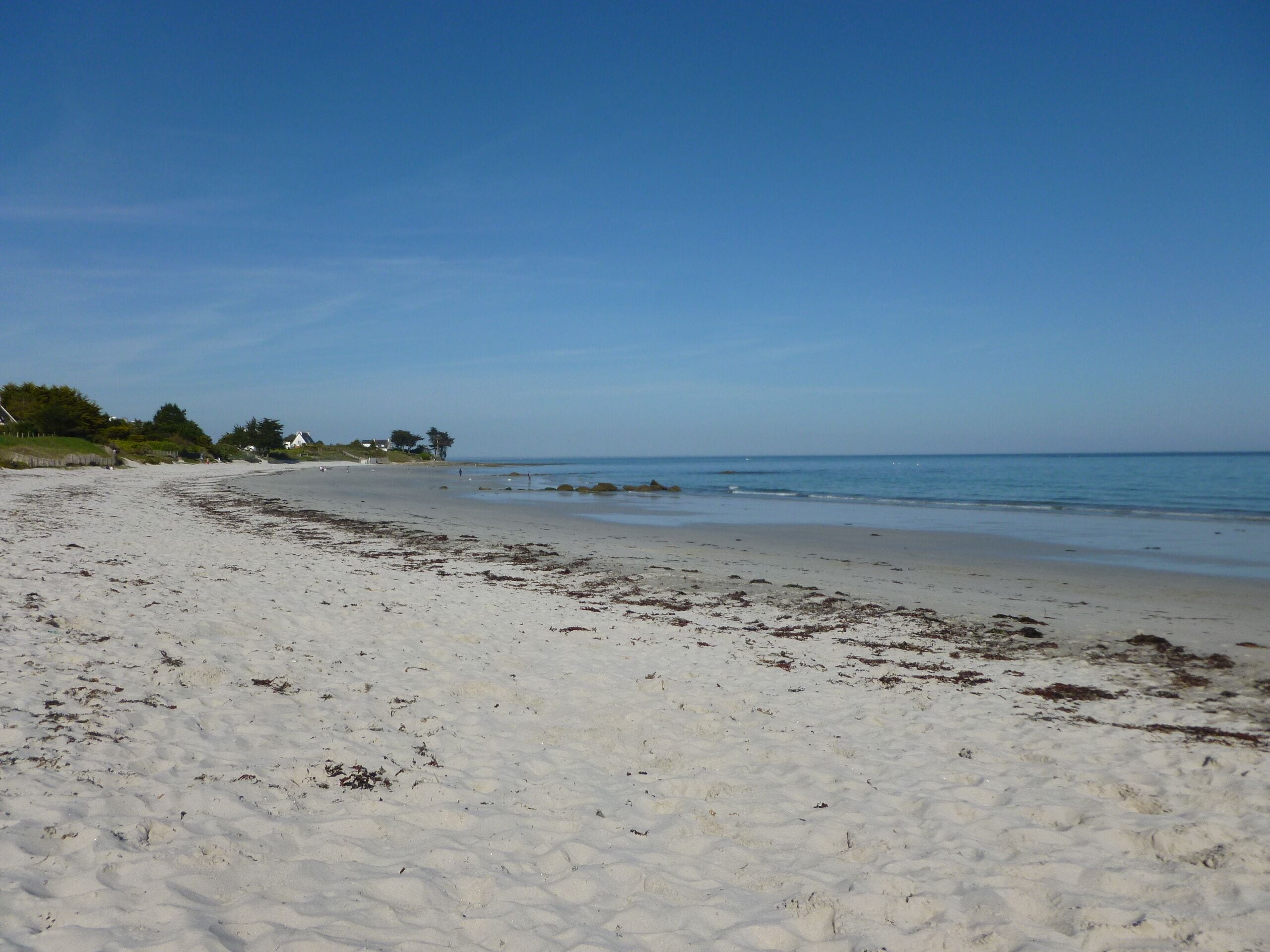 plage de lodonnec à 900m