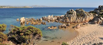 Wooden lodge with 2 bedrooms sea view that can accommodate 5 people