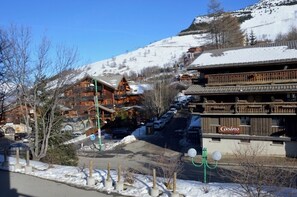 Exterior - Apartment 85 M2 3 bedrooms 2 bathrooms 50M2 terrace facing South at the foot of the slopes (Mont-de-Lans)