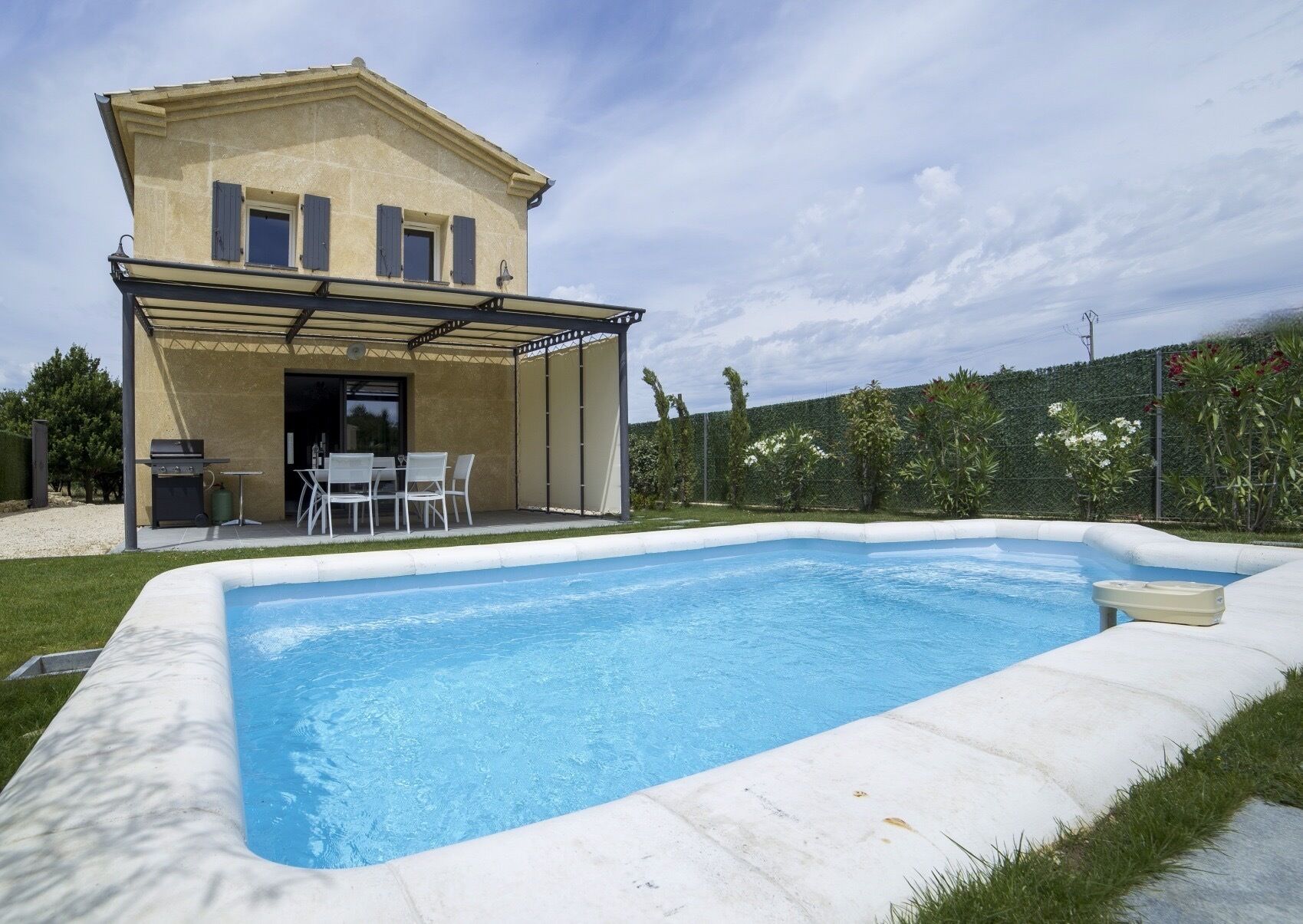 Piscine extérieure