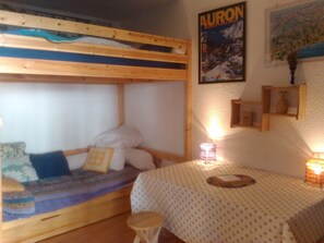 1 Schlafzimmer, Bügeleisen/Bügelbrett, kostenloses WLAN