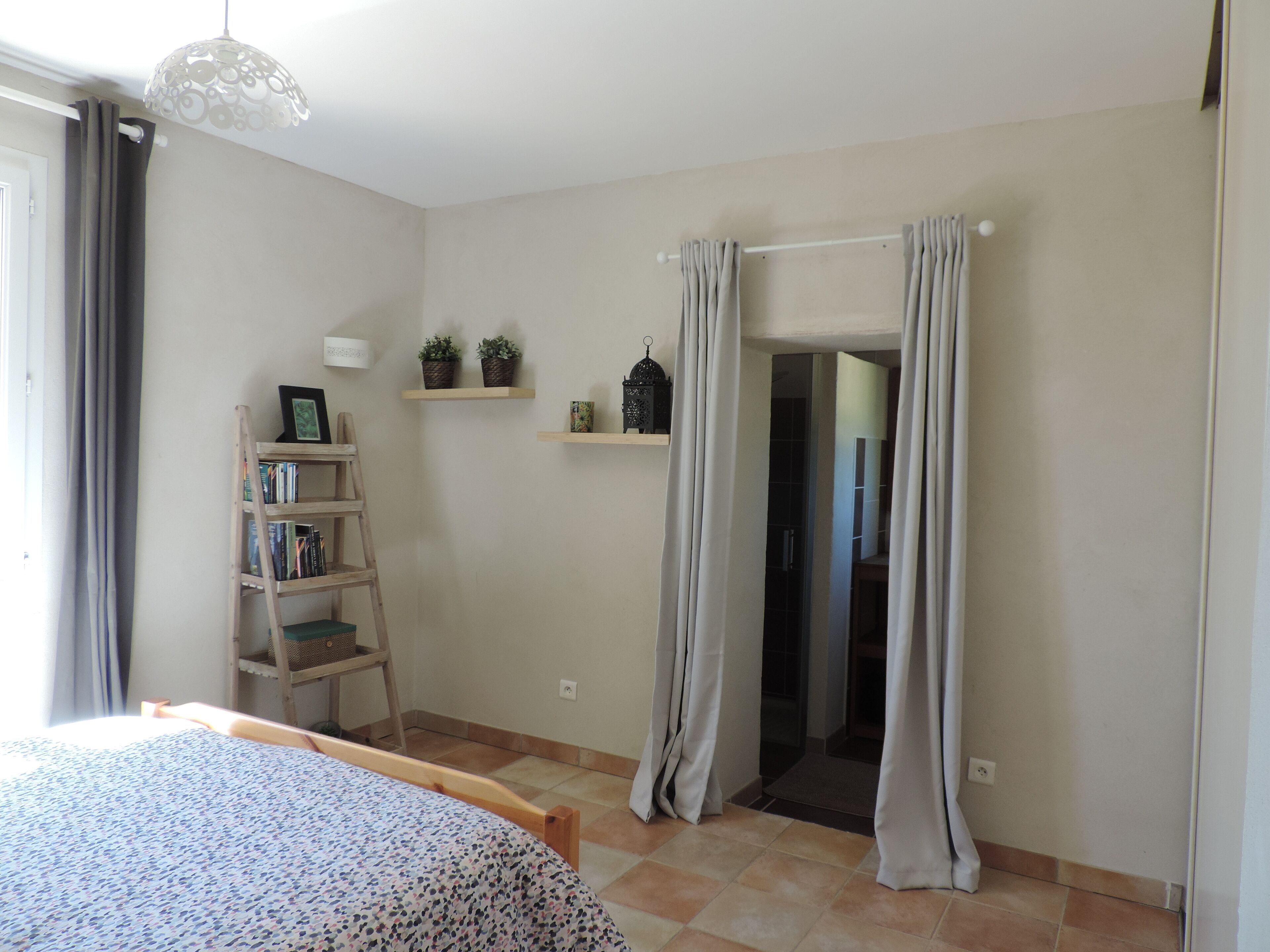 3 chambres, fer et planche à repasser, Wi-Fi