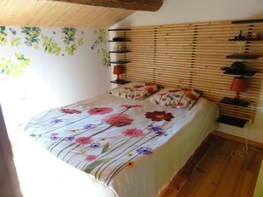 2 chambres, fer et planche à repasser, Wi-Fi gratuit