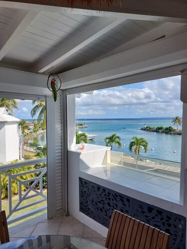 APPARTEMENT DUPLEX AVEC VUE MER, La meilleure situation à Saint- François!!!