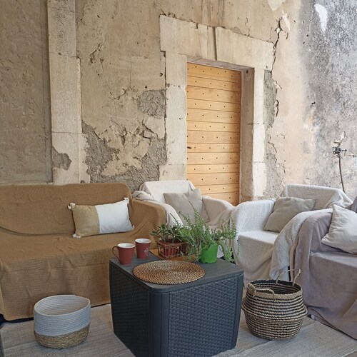 Piscine chauffée et Intérieur rénové  Vue 360° sur Ménerbes et Lubéron 