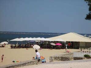 På stranden, liggestole
