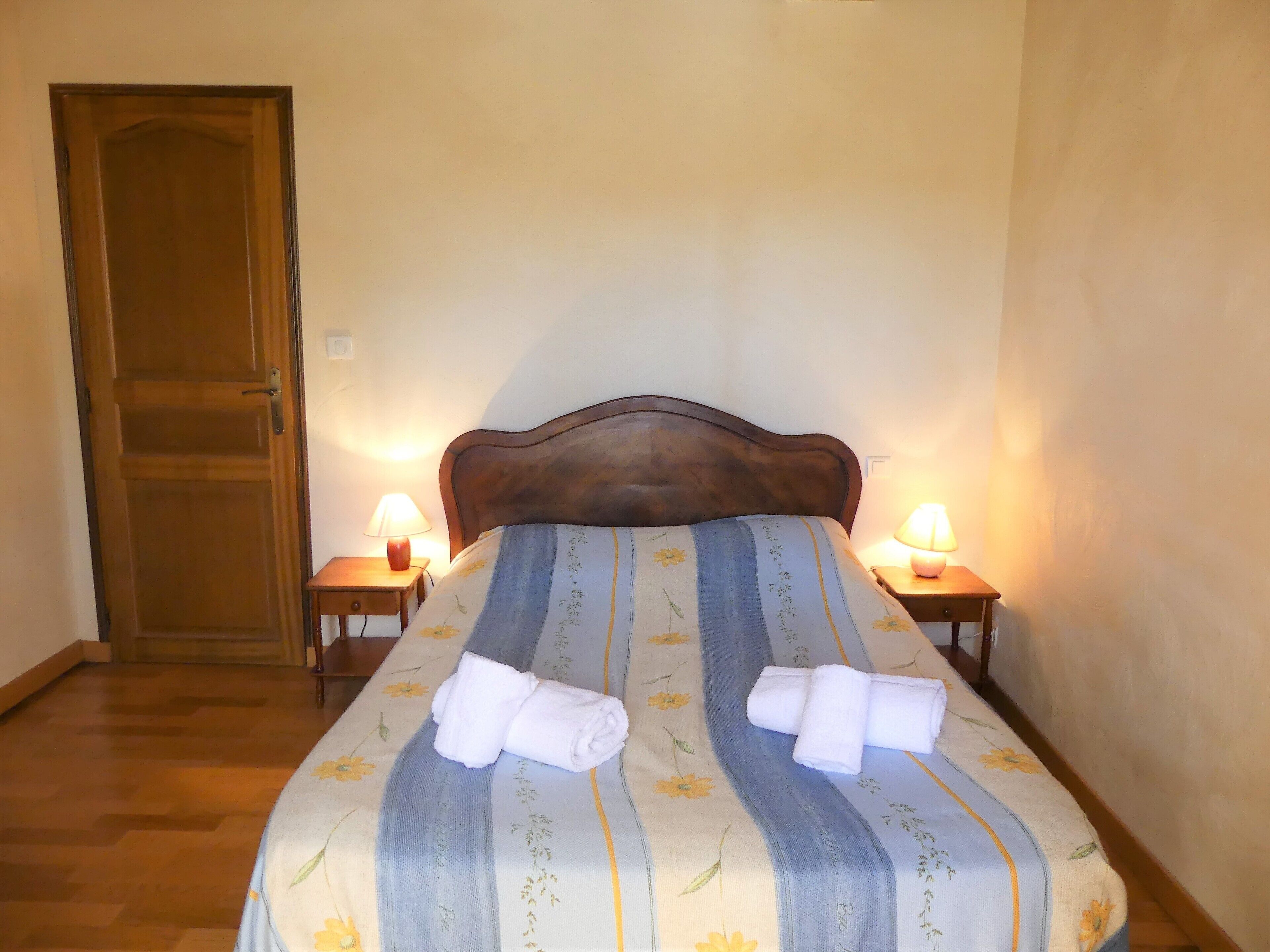 la chambre double à l'étage 