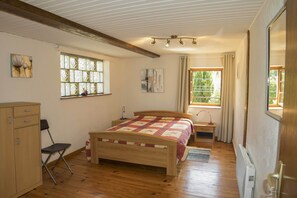 2 chambres, fer et planche Ă repasser, Wi-Fi gratuit