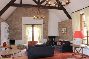 TV, DVD player, table football, books