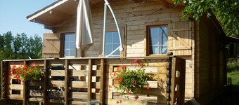 WOODEN CHALET RENTAL IN THE HEART OF NATURE