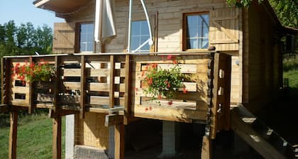 LOCATION CHALET BOIS EN PLEINE NATURE