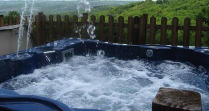 On the edge of Périgord and on the borders of Limousin