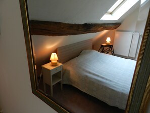 5 bedrooms, iron/ironing board, travel cot, free WiFi