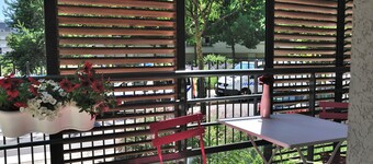 Furnished studio, near beach and town center, WIFI 