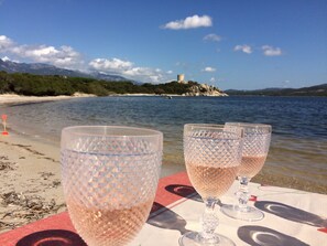 Tæt på stranden