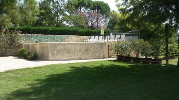 Enceinte de lâhĂ©bergement