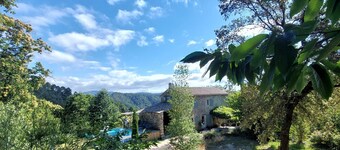 Gite des Baragnas in the heart of Cévennes nature, air-conditioned, internet, swimming pool