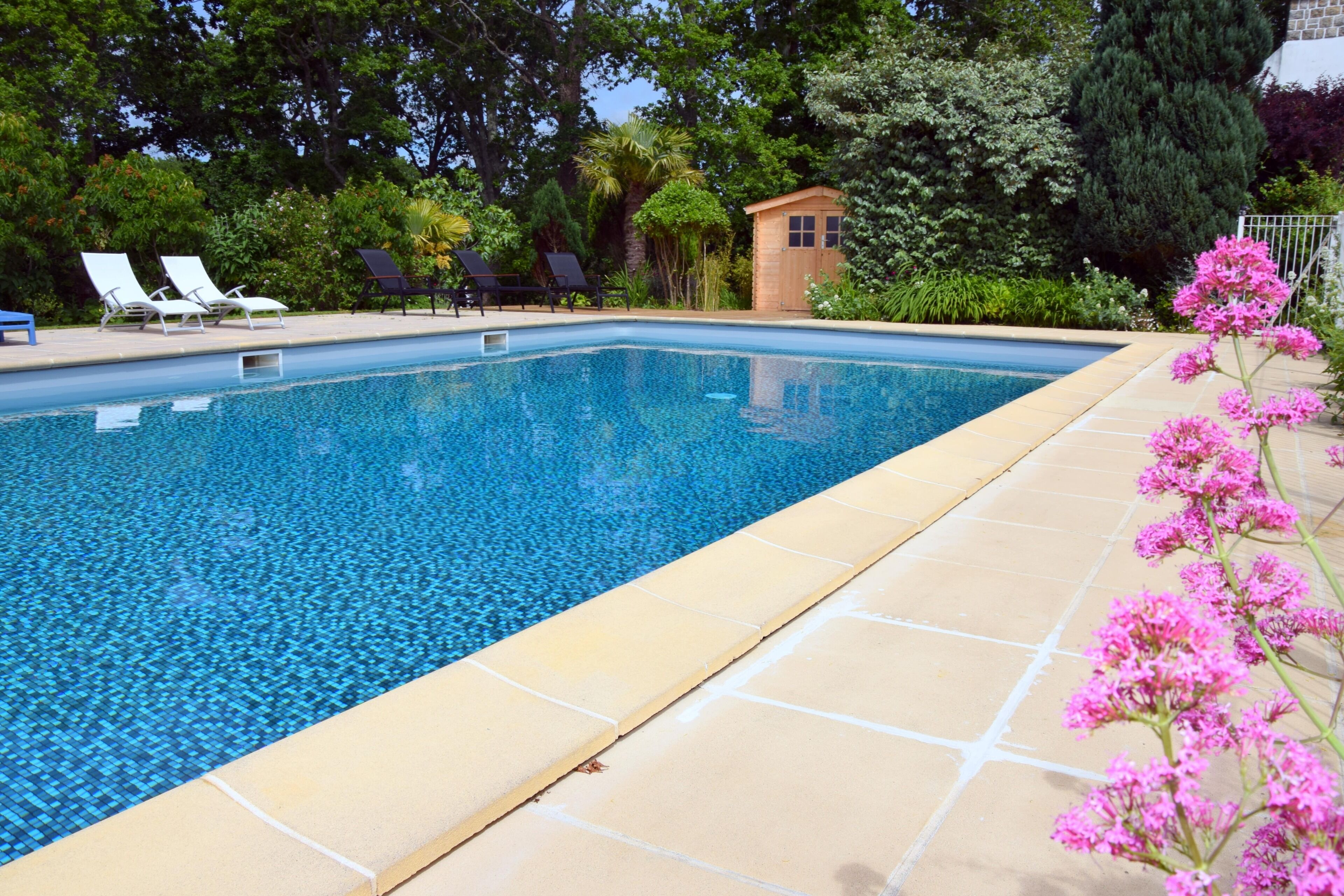 Piscine extérieure, piscine chauffée