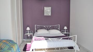 2 Schlafzimmer, BĂŒgeleisen/BĂŒgelbrett, kostenloses WLAN