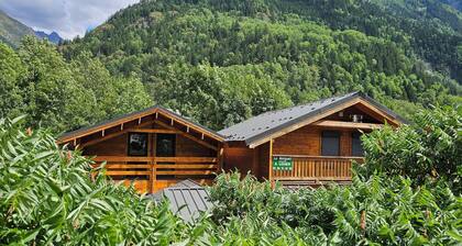 VENOSC VILLAGE Chalet "LE MELGUEIL" 3 * / 10 pers gondola 300m jacuzzi wifi