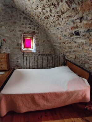1 chambre, fer et planche à repasser, Wi-Fi