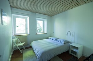 3 Schlafzimmer, Bügeleisen/Bügelbrett, Reisekinderbett, kostenloses WLAN
