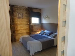 4 Schlafzimmer, Bügeleisen/Bügelbrett, Reisekinderbett, kostenloses WLAN