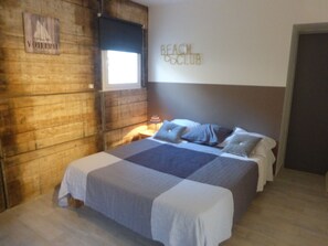 4 soverom, strykejern/-brett, reiseseng for barn og wi-fi (inkludert)