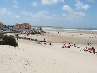 WISSANT heart of the village: Spacious and bright apartment at 50m from the sea