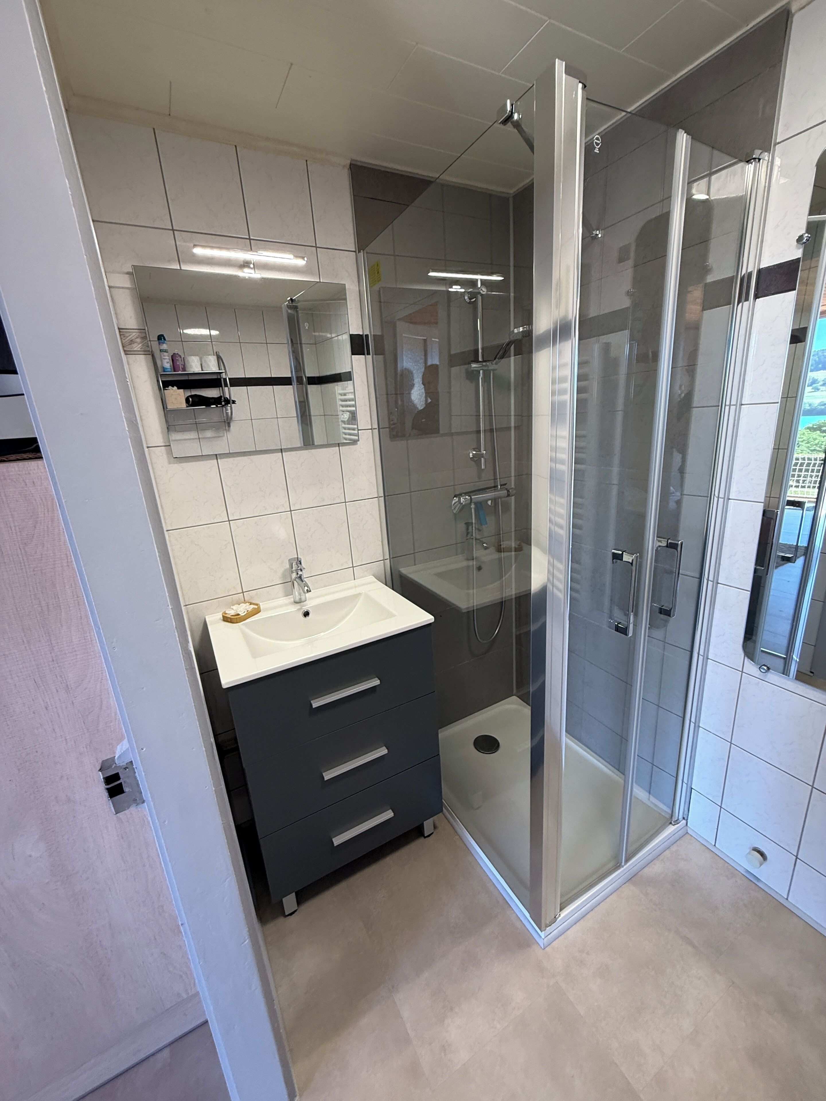 Shower, soap