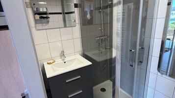 Shower, soap