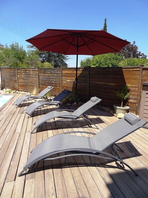 Terrace/patio - Villa Pont de l'Arc with SWIMMING POOL TERRACE GARDEN 1 km from downtown AIX (Aix-en-Provence)
