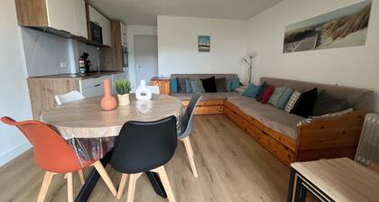 âš ĂlĂ©gant T2 au RDC avec jardin privĂ© plein sud- SĂ©jour dâexception Ă Quiberon