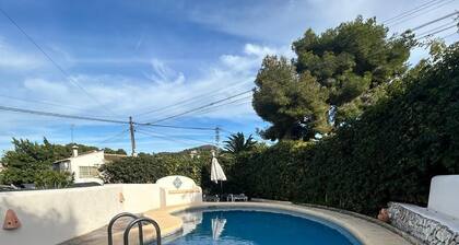 Character villa for families in residential area with private pool.