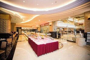 تناول الطعام
