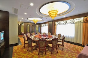 Unclassified image, 2 of 74, button - Perfect International Hotel (Qidong)