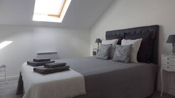 1 chambre, fer et planche à repasser, Wi-Fi, draps fournis