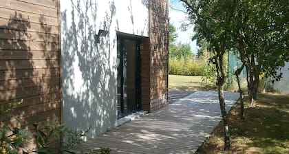 Detached family home in the bay of mont saint michel in Cherrueix