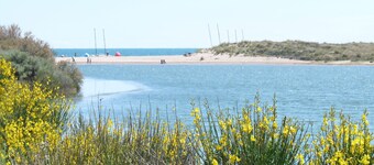 PORTIRAGNESビーチ。ビーチから700mのプールがある住宅T3。